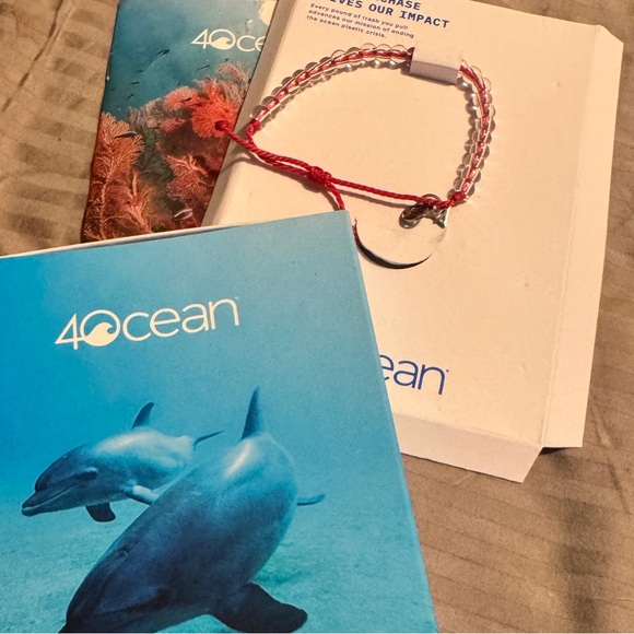 4ocean Bracelets mystery - Picture 2 of 4